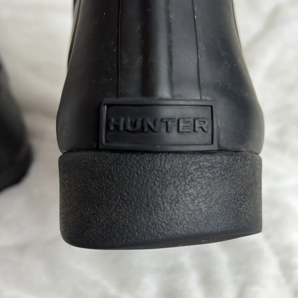 Hunter Women’s Black Refined Slim Fit Chelsea Ankle Rubber Boots Shoes - Sz 9/40